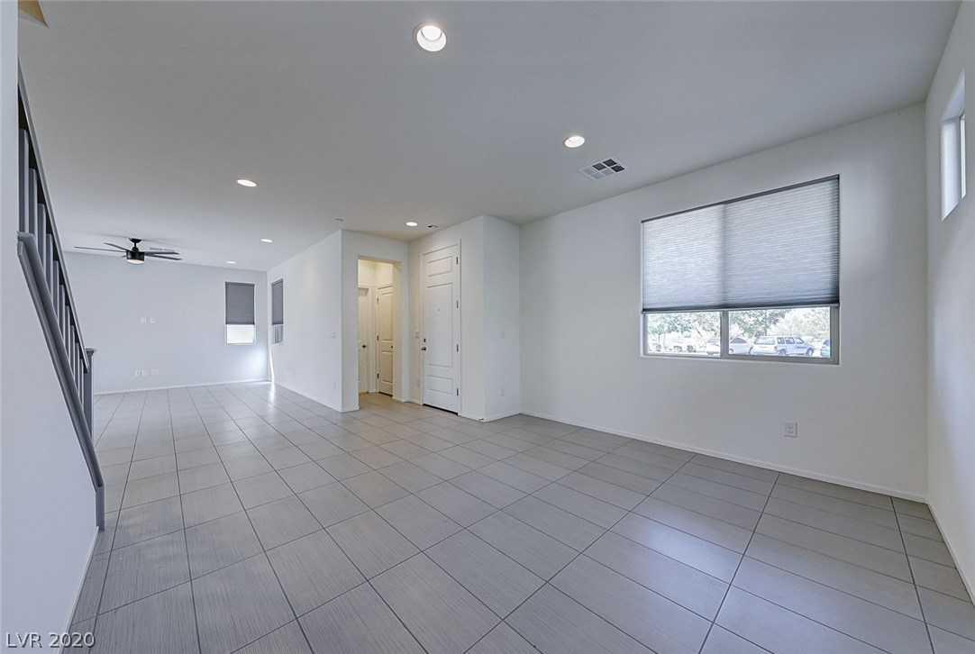 1031 East Sunset Road Henderson, NV 89011 - Photo 5 of 45 Gallery Image 5