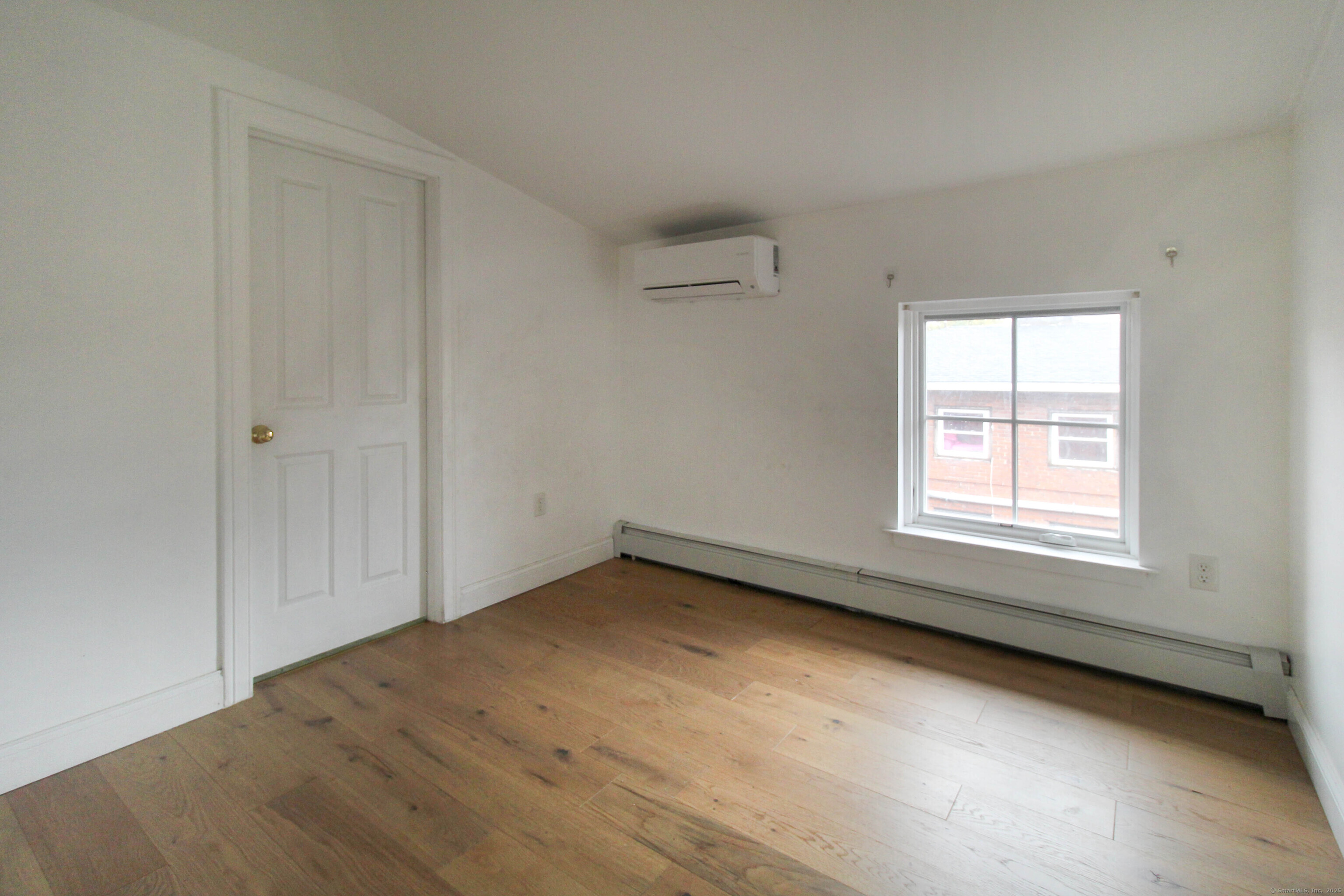 41 Wolcott Street, Unit 2 Hartford, CT 06106 - Photo 15 of 22