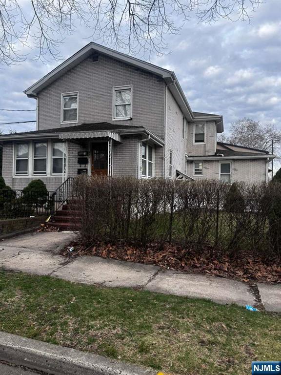 535 Lowe Avenue, Unit 1 Ridgefield, NJ 07657 - Photo 1 of 9