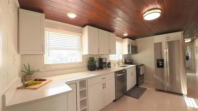 $2,500 | 511 Dona Drive, Nokomis, FL 34275