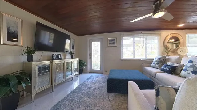 $2,500 | 511 Dona Drive, Nokomis, FL 34275