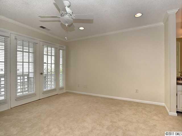 222 Queens Road, Unit 66 Charlotte, NC 28204 - Photo 9 of 16 Gallery Image 9
