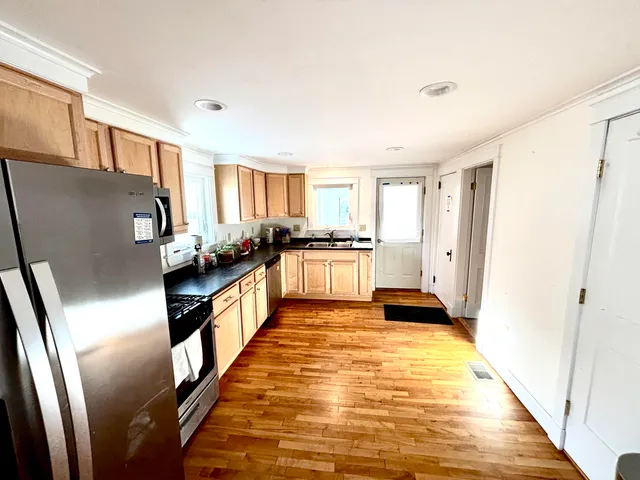 $164,900 | 56 Congress Street, Millinocket, ME 04462