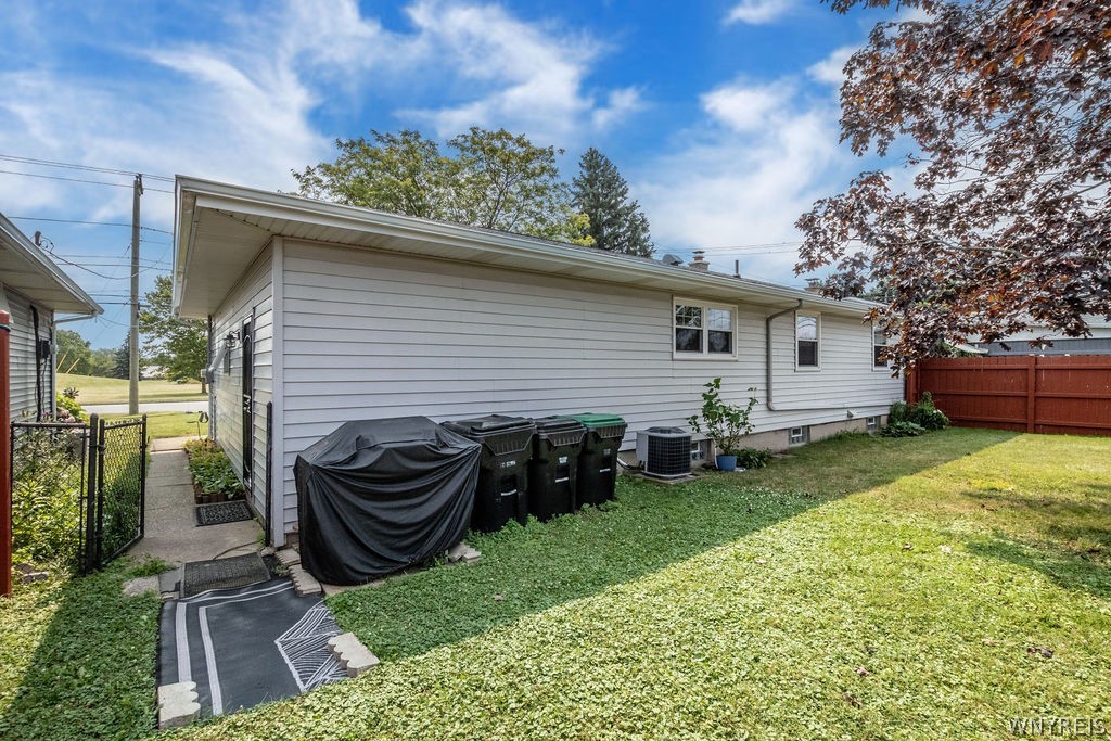 490 Two Mile Creek Road Tonawanda, NY 14150 - Photo 43 of 49