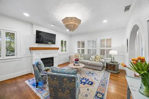 $899,000 | 5527 Monticello Avenue, Dallas, TX 75206