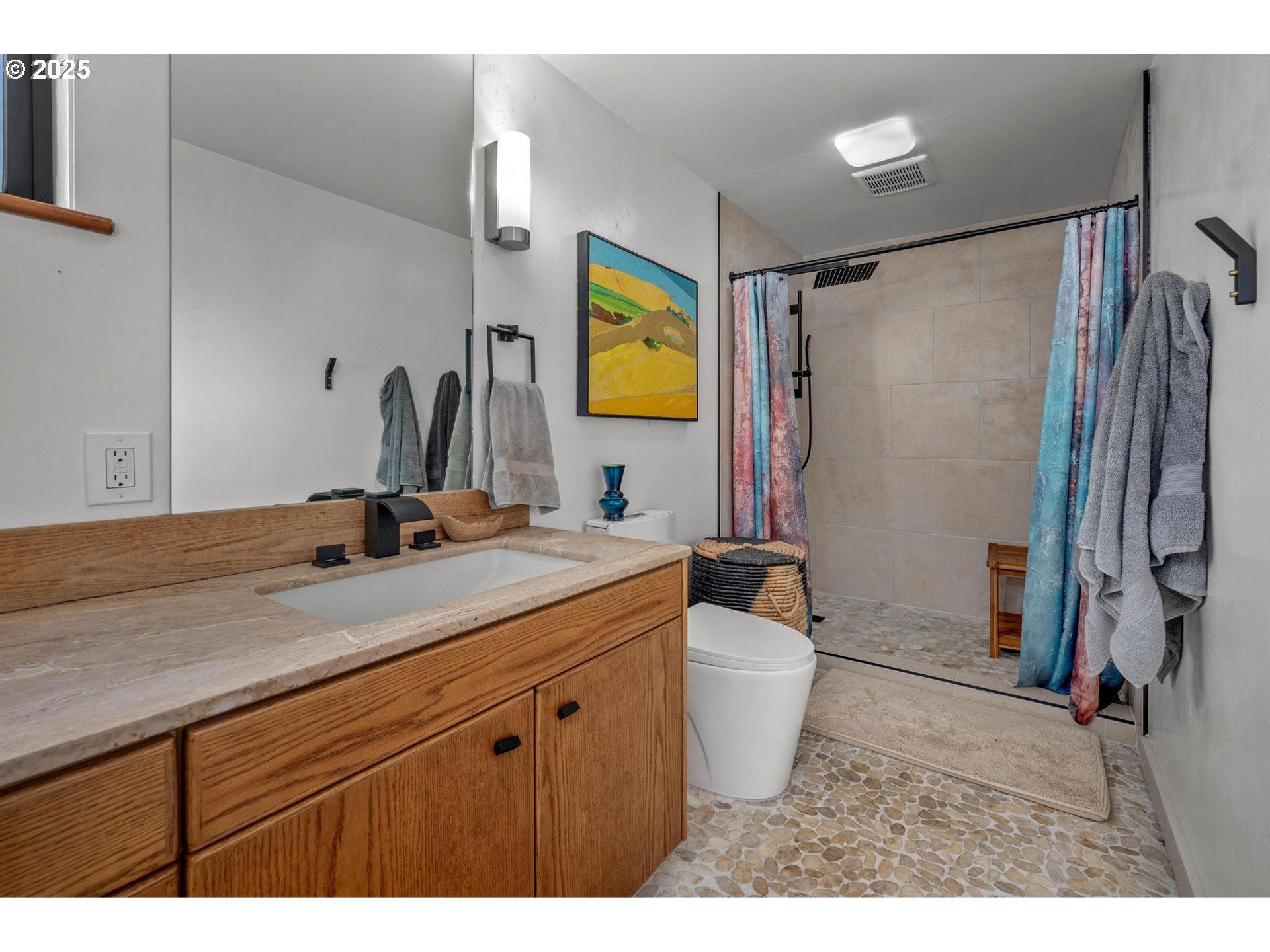 5280 South Fairway Road Neskowin, OR 97149 - Photo 28 of 37 Bathroom