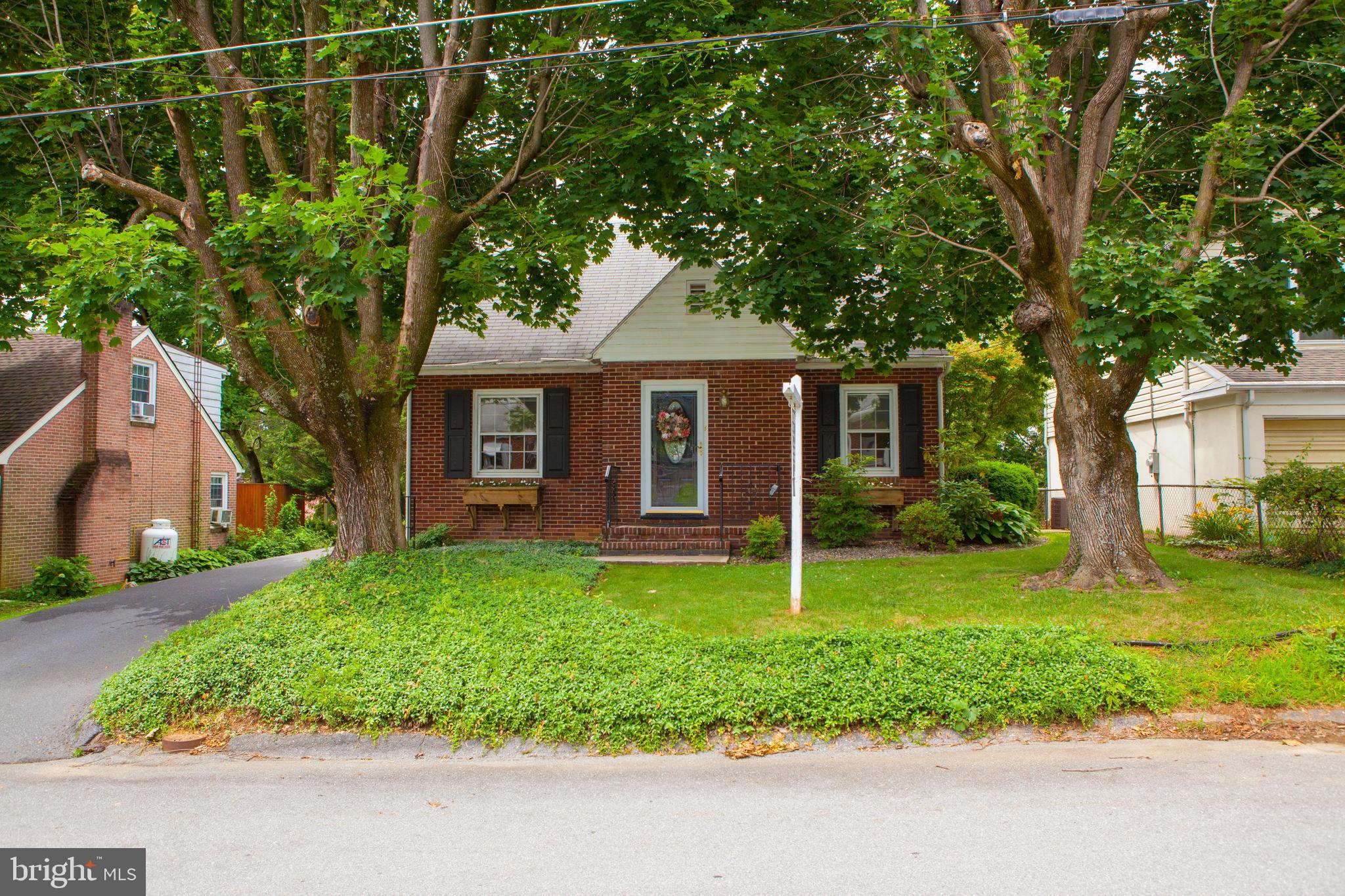 11820 Clearview Road Hagerstown, MD 21742 - Photo 3 of 33 Gallery Image 3