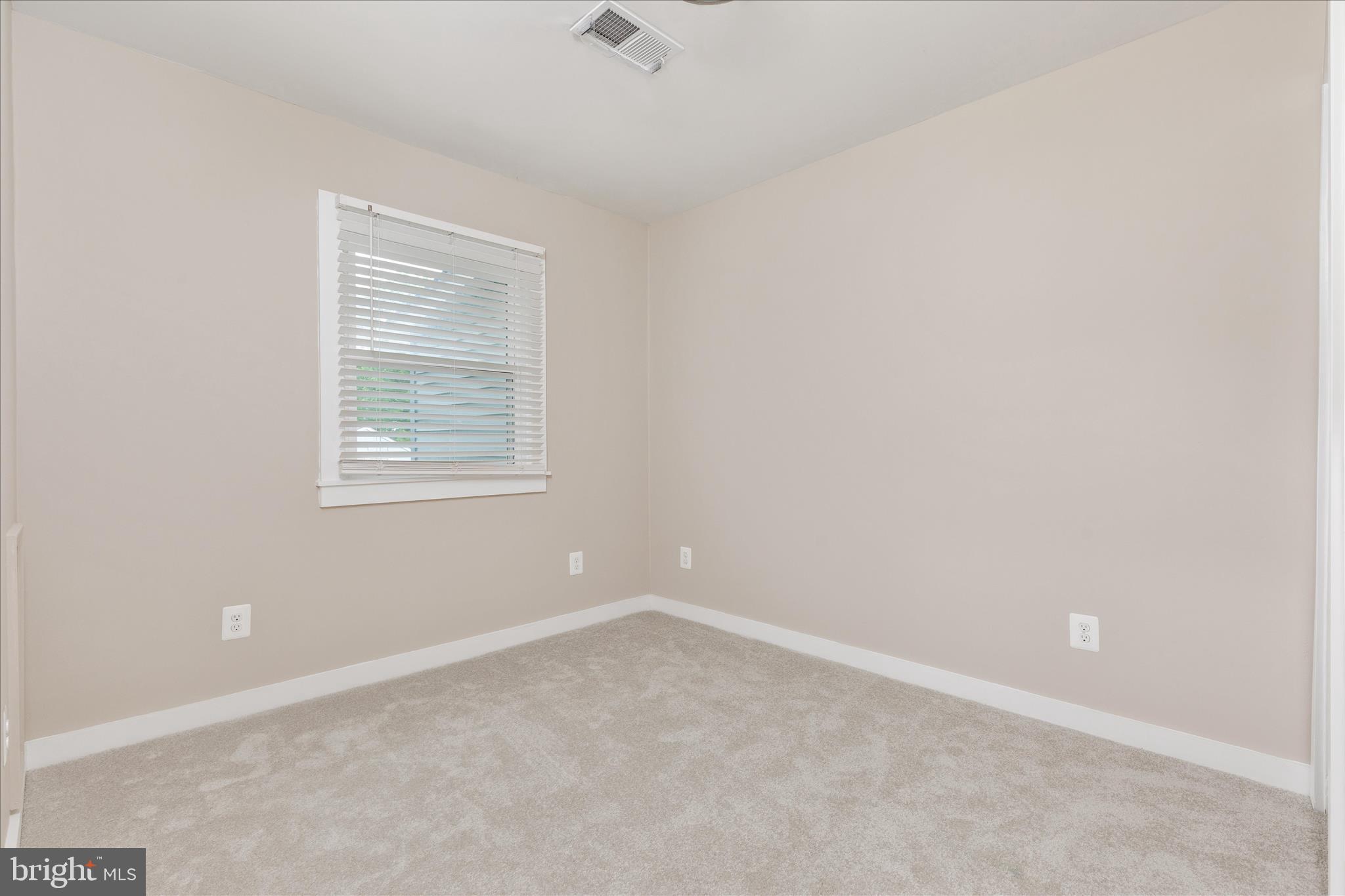 14013 Glenkirk Road Gainesville, VA 20155 - Photo 19 of 42