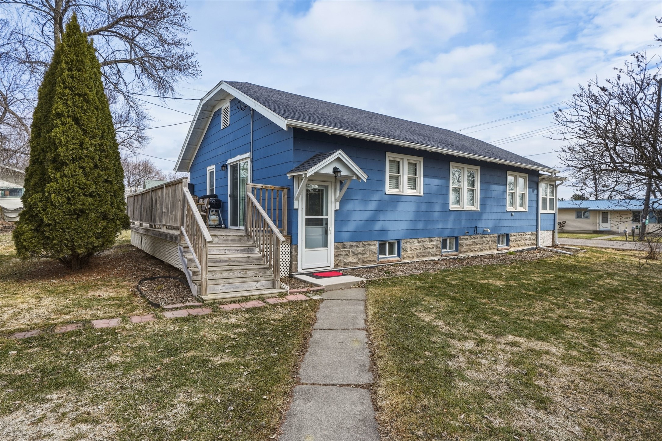 N5379 Walnut Street Tony, WI 54563 - Photo 3 of 42