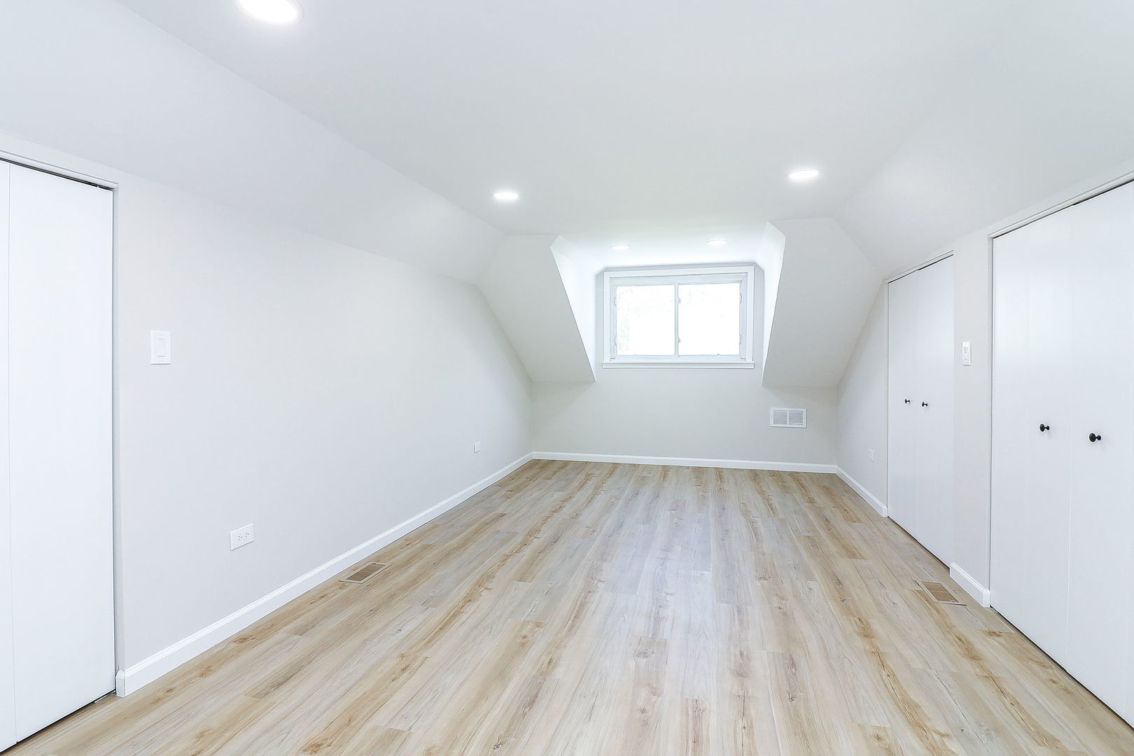 5237 West Dakin Street Chicago, IL 60641 - Photo 21 of 36 Gallery Image 21