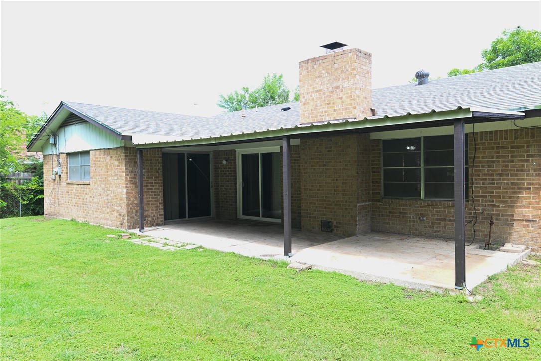 618 Allen Street Copperas Cove, TX 76522 - Photo 22 of 31 Back porch