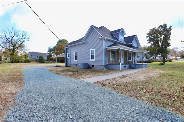 $275,000 | 705 Washington Street, Graham, NC 27253