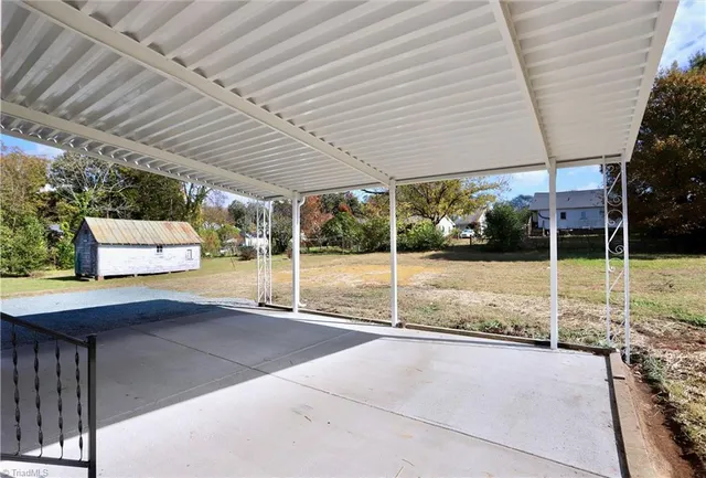 $290,000 | 705 Washington Street, Graham, NC 27253