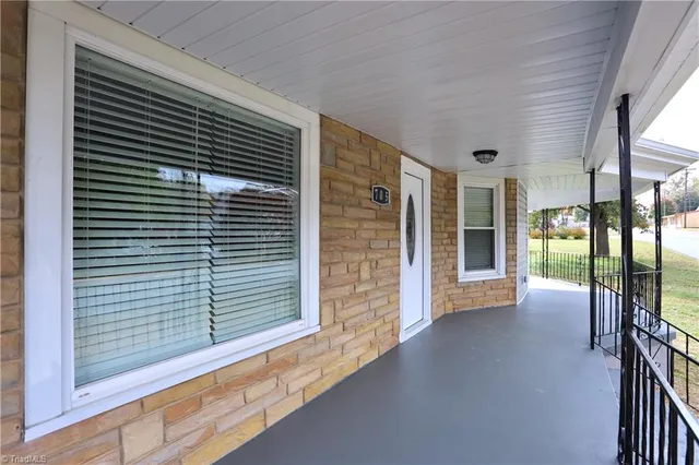 $290,000 | 705 Washington Street, Graham, NC 27253