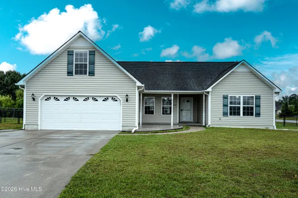$1,900 | 910 Gum Branch Court, Havelock, NC 28532