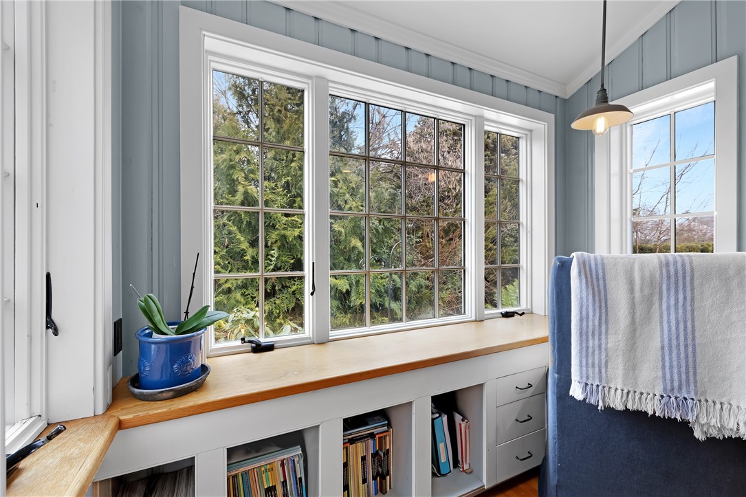 47 Kane Avenue Middletown, RI 02842 - Photo 21 of 46