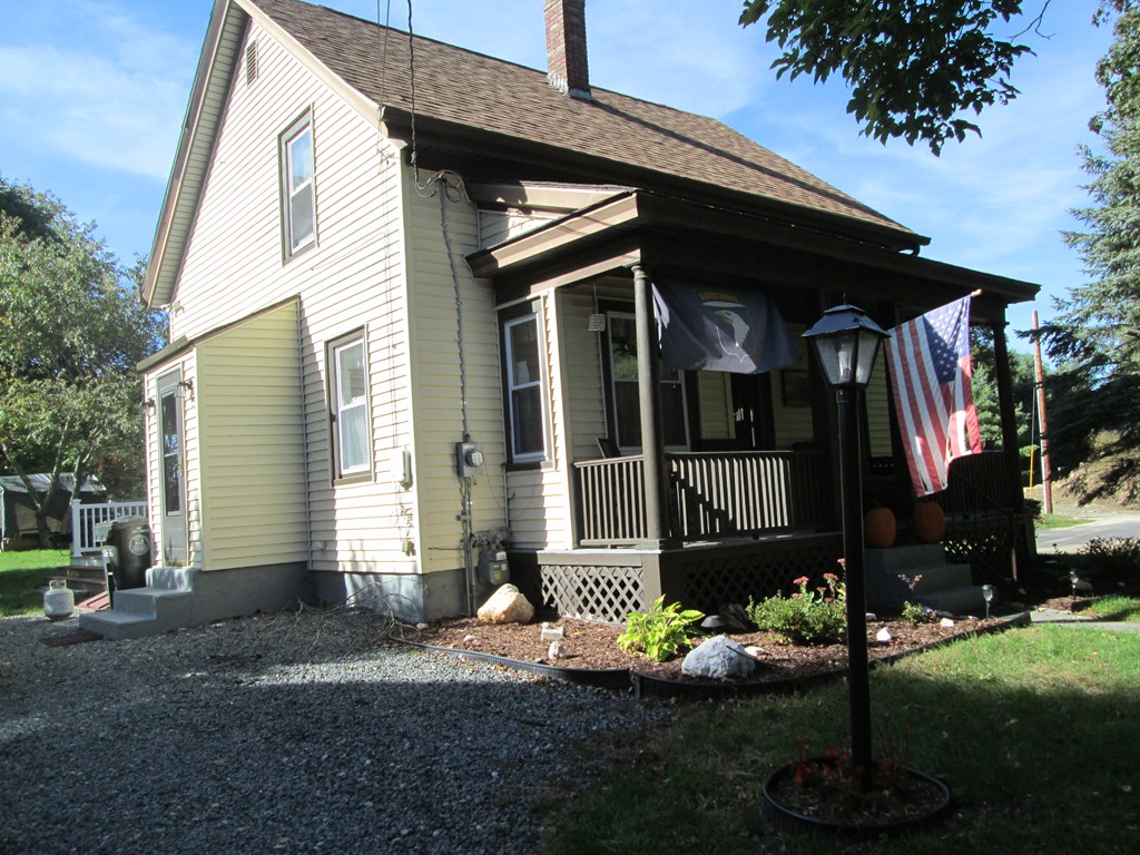 262 Swansom Road Swansea, MA 02777 - Photo 1 of 24 Gallery Image 1