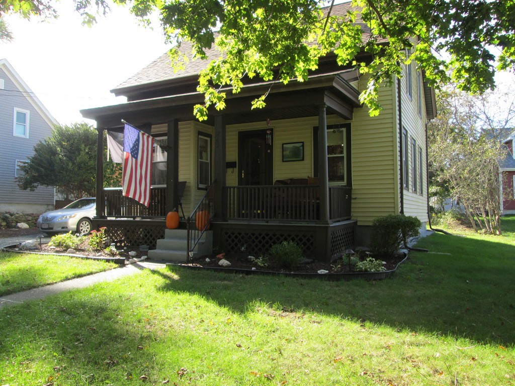 262 Swansom Road Swansea, MA 02777 - Photo 2 of 24 Gallery Image 2