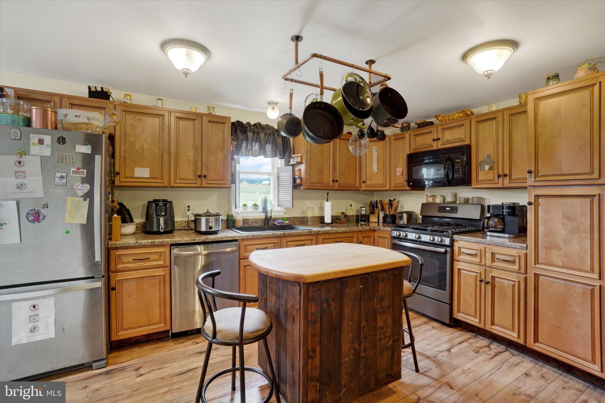 5903 Waltersdorff Road Spring Grove, PA 17362 - Photo 13 of 40 Gallery Image 13
