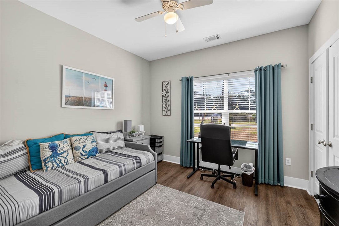 1103 Fairway Road Brunswick, GA 31525 - Photo 22 of 39