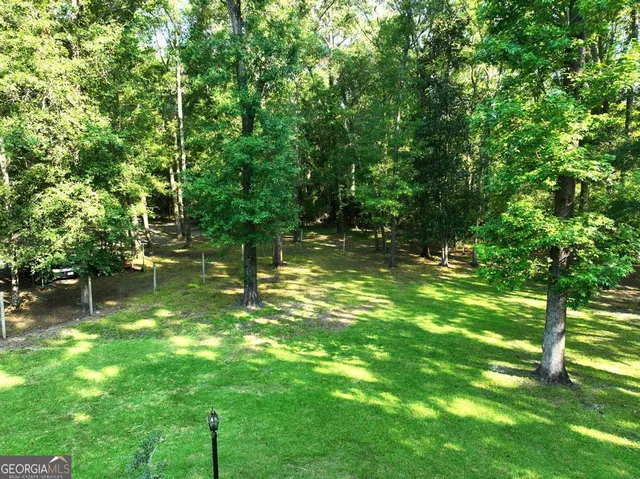 a view of an entryway