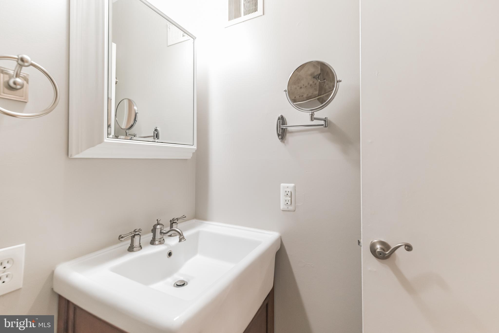 2272 Wheelwright Court Reston, VA 20191 - Photo 26 of 32 Gallery Image 26