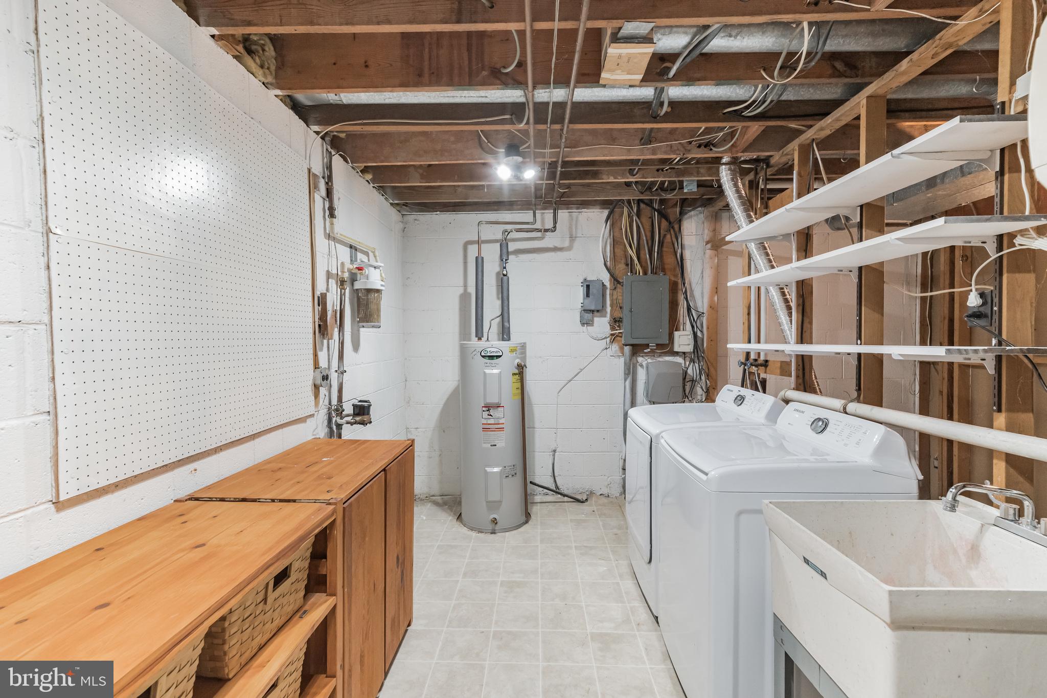 2272 Wheelwright Court Reston, VA 20191 - Photo 10 of 32 Gallery Image 10