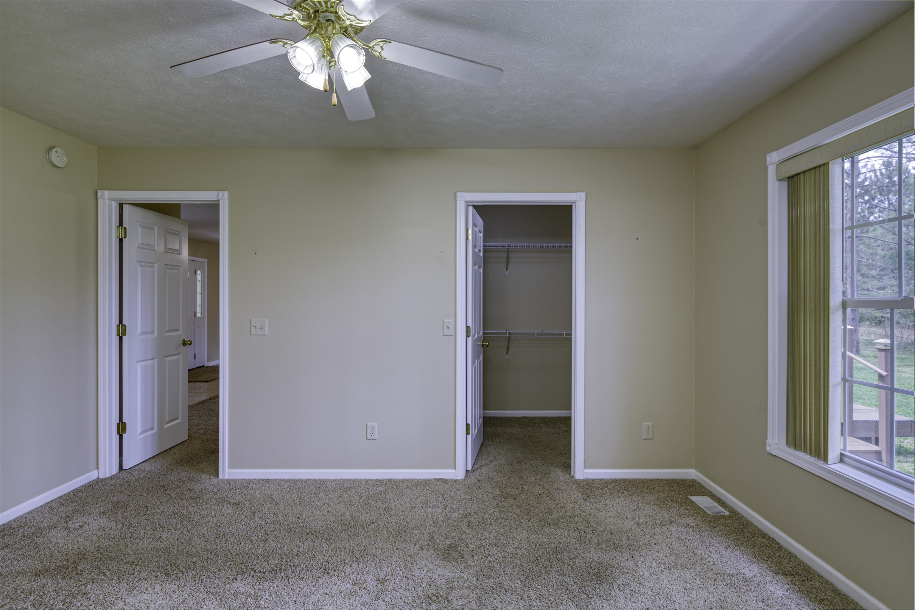 10686 Thiel Road Traverse City, MI 49685 - Photo 21 of 63 1926534-A4027C45-246B-459A-A891-23ADA6CCE6E0.JPG