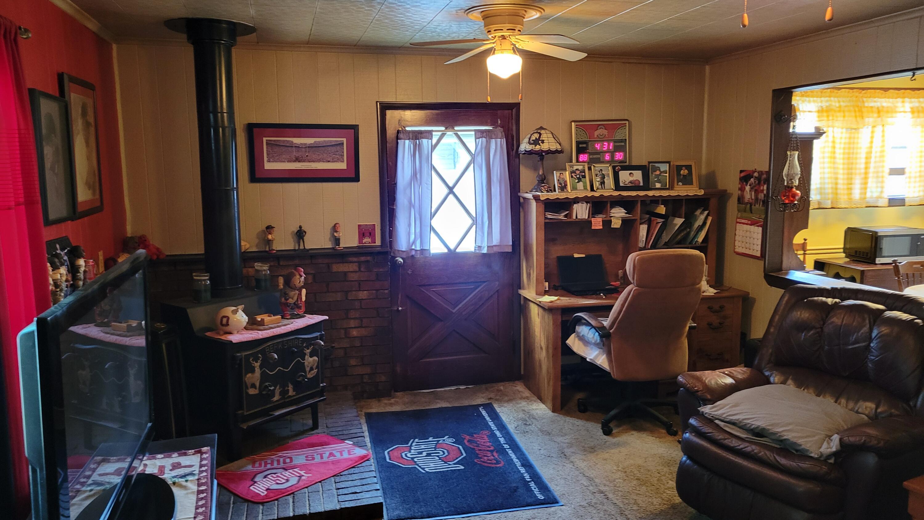 137 Redmond Road Columbus, OH 43228 - Photo 8 of 19 20260630_153000