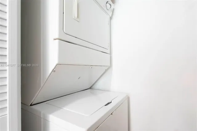 a close up of a washer and dryer