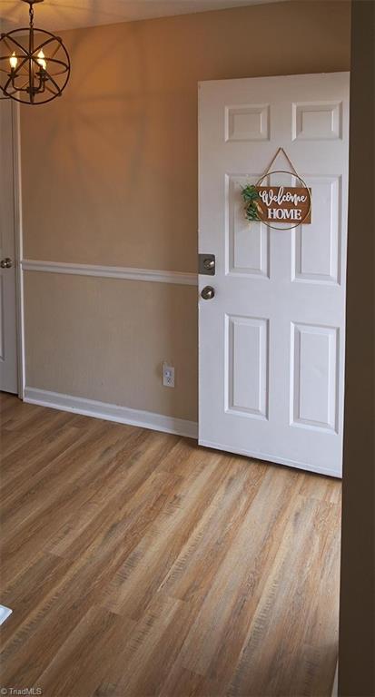 1012 Springwood Lane Archdale, NC 27370 - Photo 5 of 46 Spacious entry with laminate flooring.