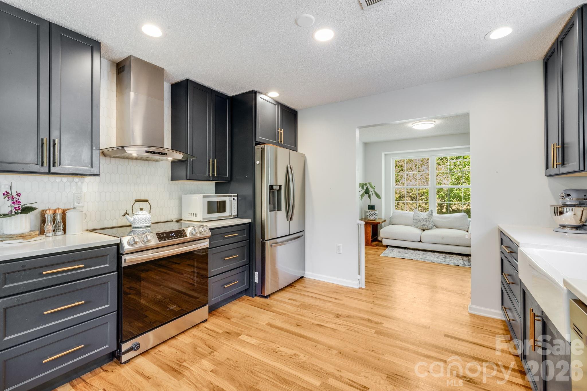 747 Osborne Road Clyde, NC 28721 - Photo 14 of 48
