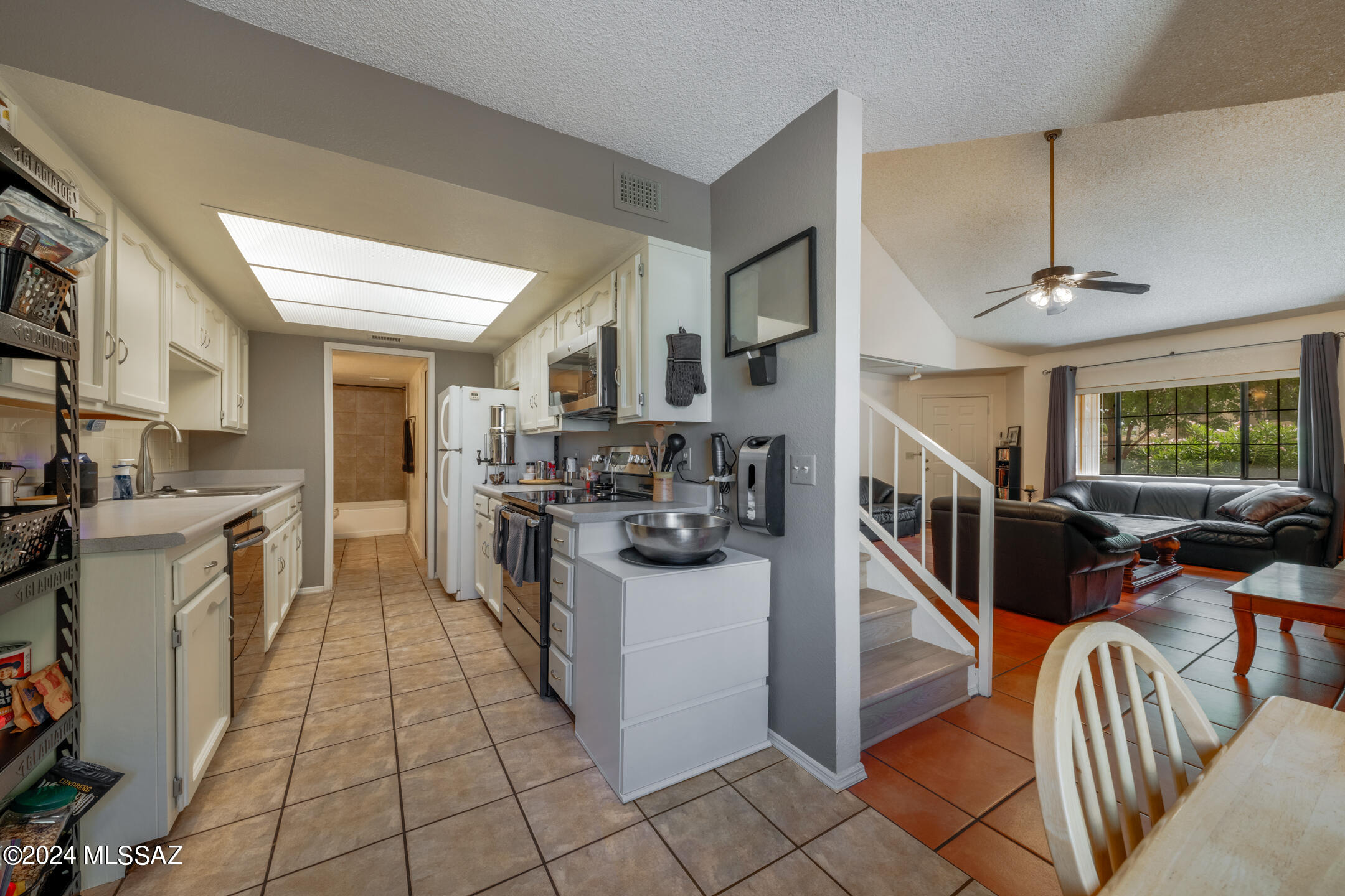 1200 East River Road, Unit M173 Tucson, AZ 85718 - Photo 10 of 29 Gallery Image 10