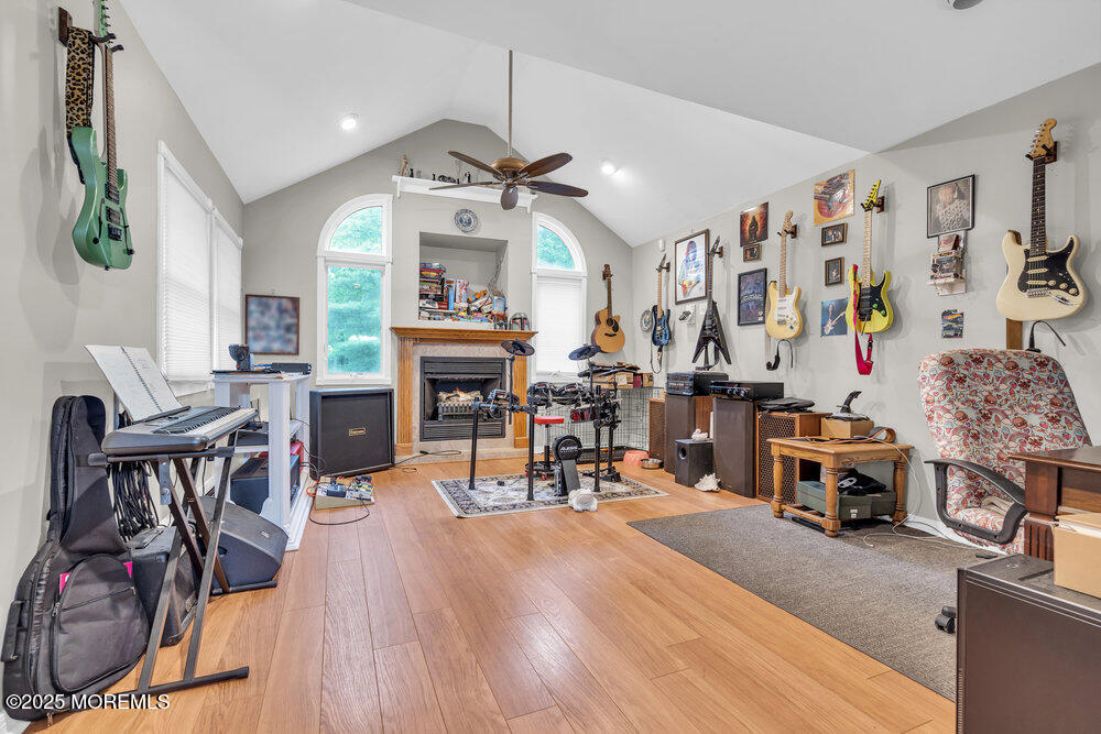 823 Bowman Road Jackson, NJ 08527 - Photo 11 of 14 dsc01243-1_179 (1)