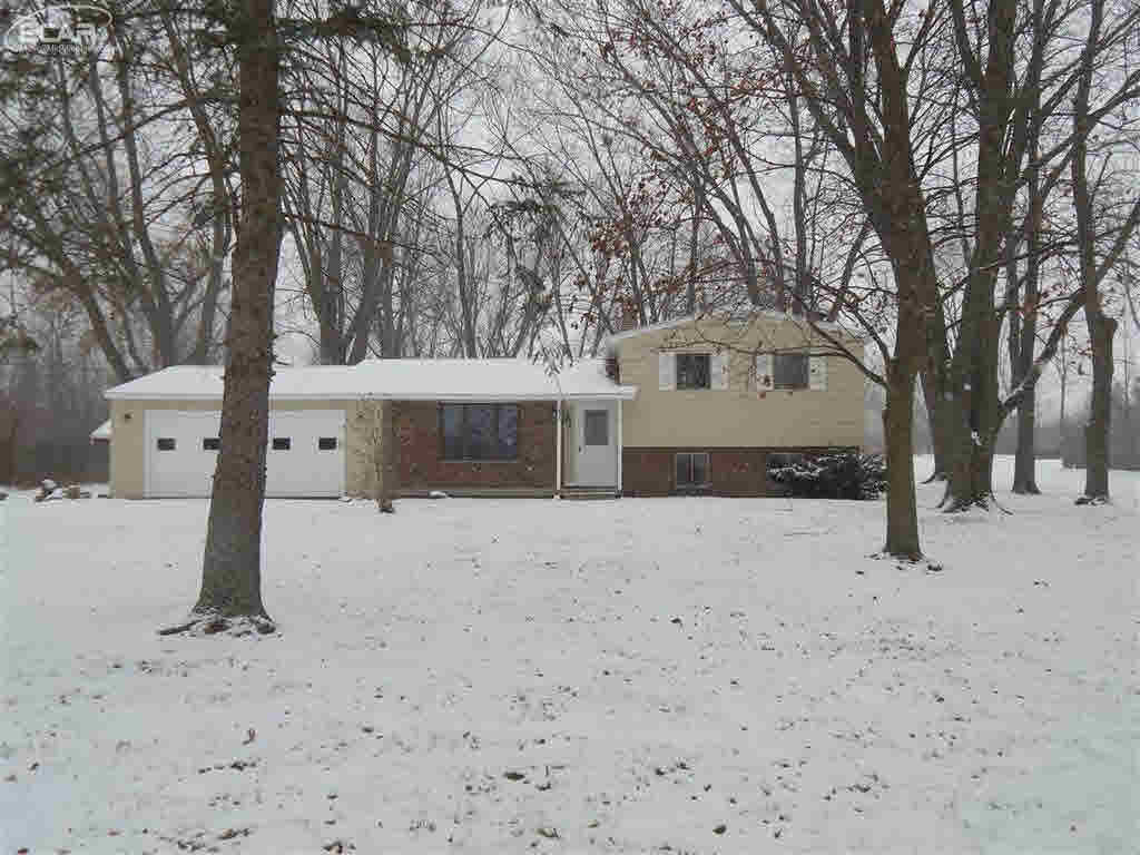 6365 Kelly Road Flushing, MI 48433 - Photo 2 of 29 21396538-1.JPG
