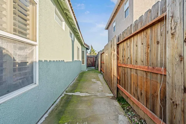 $564,000 | 2909 Kingman Court, Modesto, CA 95355