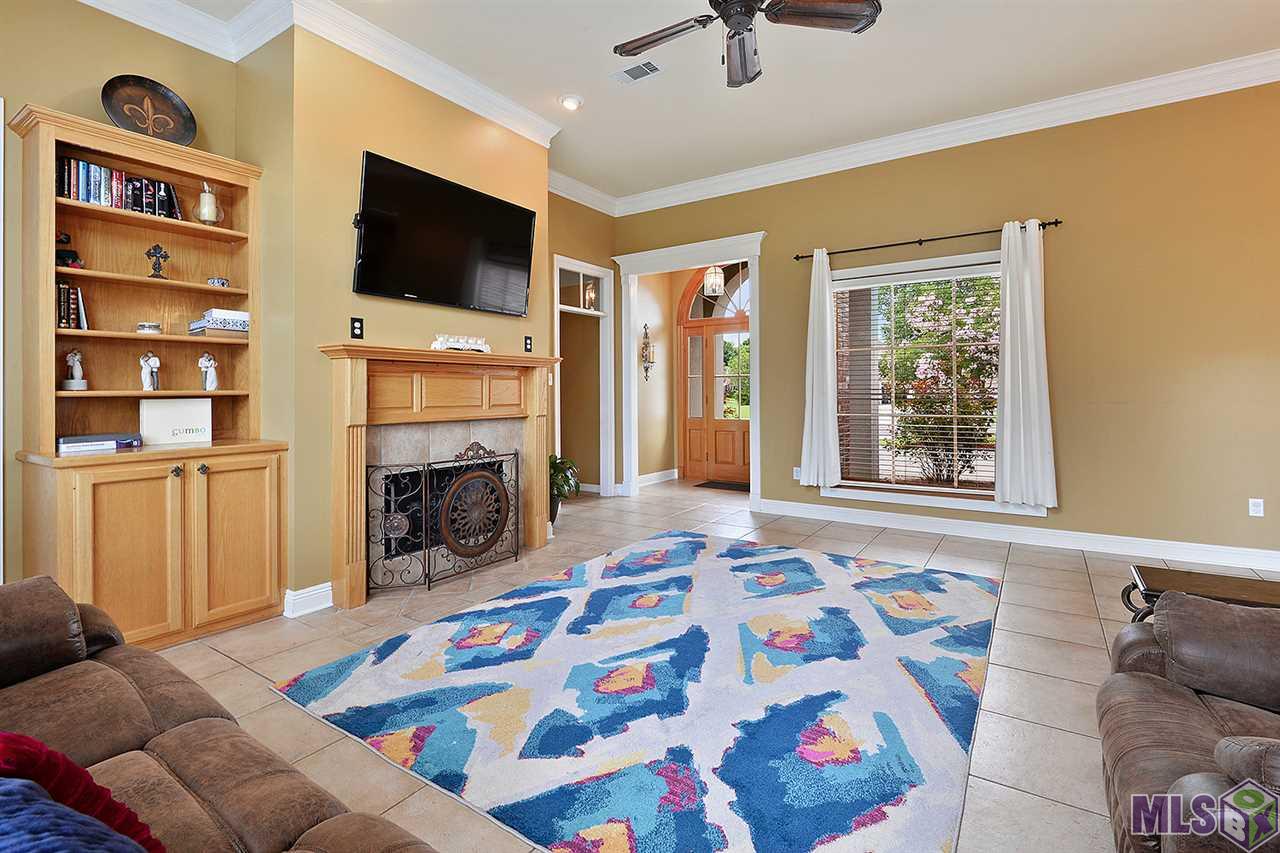 10118 Springdale Avenue Baton Rouge, LA 70810 - Photo 4 of 13