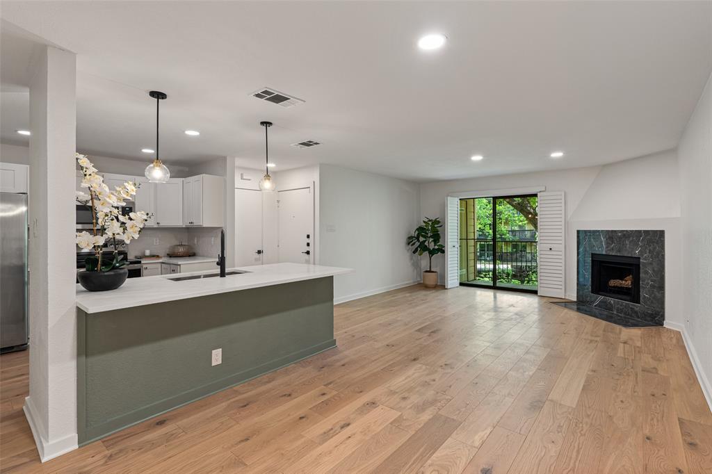 4777 Cedar Springs Road, Unit 3D Dallas, TX 75219 - Photo 6 of 29