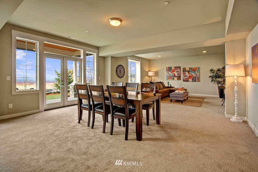 9812 Northeast 162nd Street Bothell, WA 98011 - Photo 12 of 25 Gallery Image 12