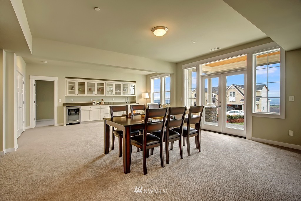 9812 Northeast 162nd Street Bothell, WA 98011 - Photo 14 of 25 Gallery Image 14