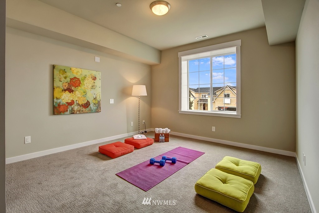9812 Northeast 162nd Street Bothell, WA 98011 - Photo 15 of 25 Gallery Image 15