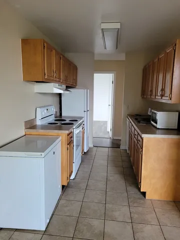 $2,100 | 6010 Oakwood Drive, Unit 5B, Lisle, IL 60532