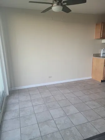 $2,025 | 6010 Oakwood Drive, Unit 5B, Lisle, IL 60532