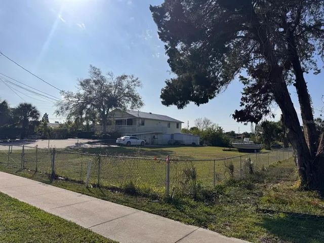 $200,000 | 3323 Shoal Line Boulevard, Hernando Beach, FL 34607