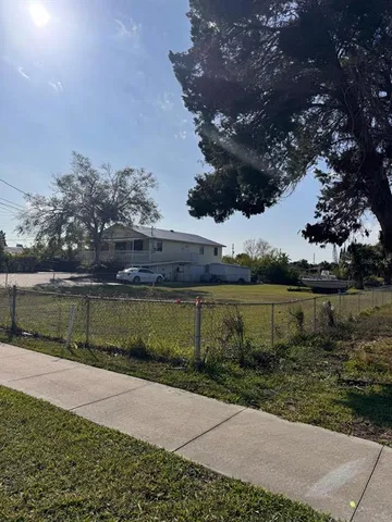 $200,000 | 3323 Shoal Line Boulevard, Hernando Beach, FL 34607