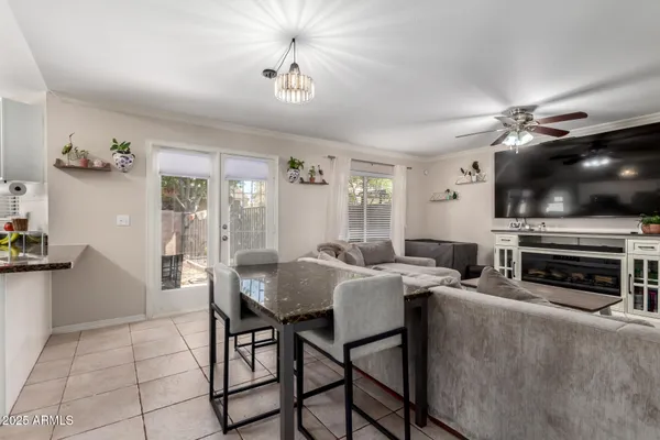 $406,000 | 1811 South 39th Street, Unit 73, Mesa, AZ 85206