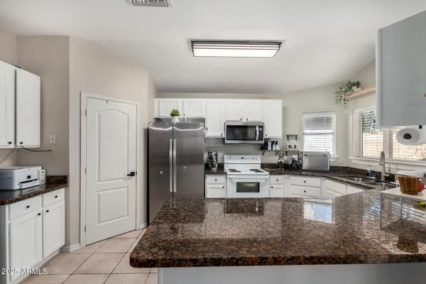 $406,000 | 1811 South 39th Street, Unit 73, Mesa, AZ 85206