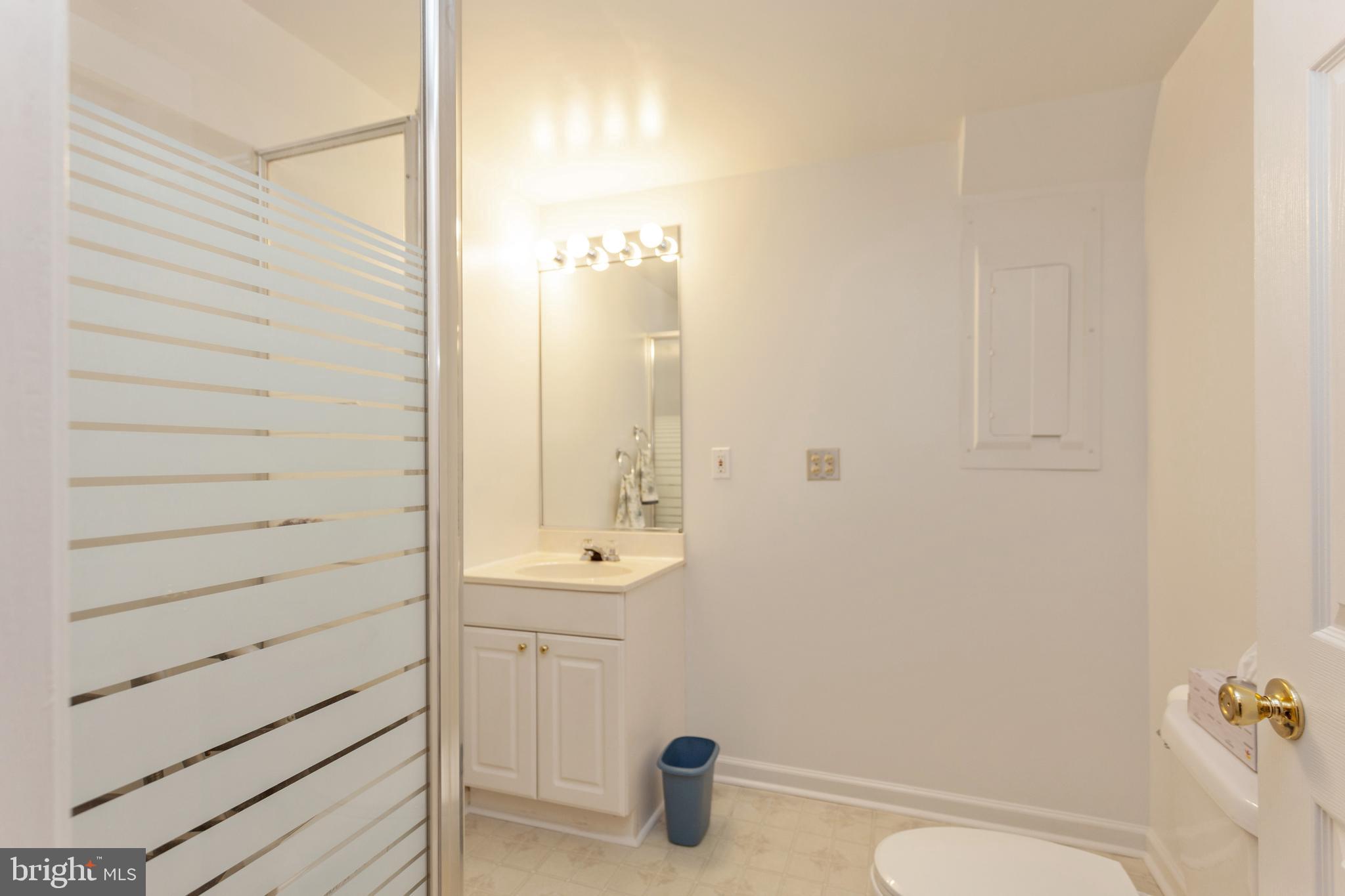 1115 Ingate Road Baltimore, MD 21227 - Photo 26 of 34 Gallery Image 26