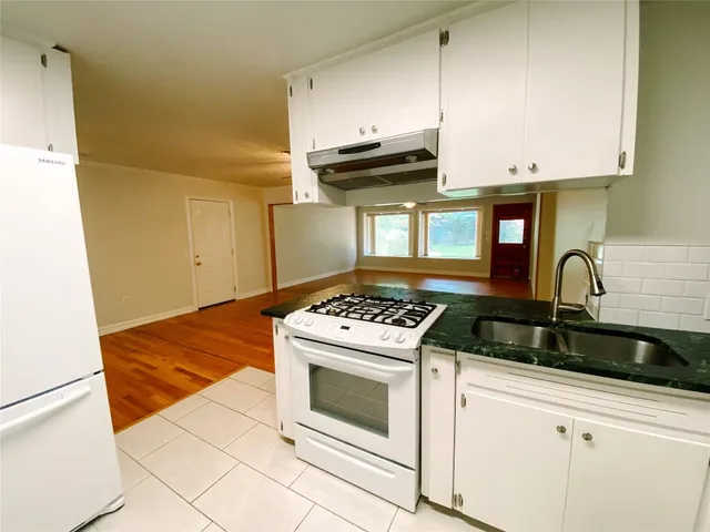 $2,295 | 1808 Princeton Avenue, Austin, TX 78757