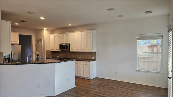 $3,000 | 9407 Herons Grove Lane, Katy, TX 77494